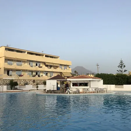 Sun & Sol Marina Palace Apartmanhotel *