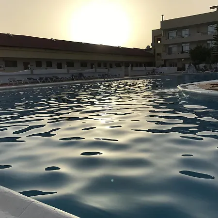 Sun & Sol Marina Palace Playa Paraiso